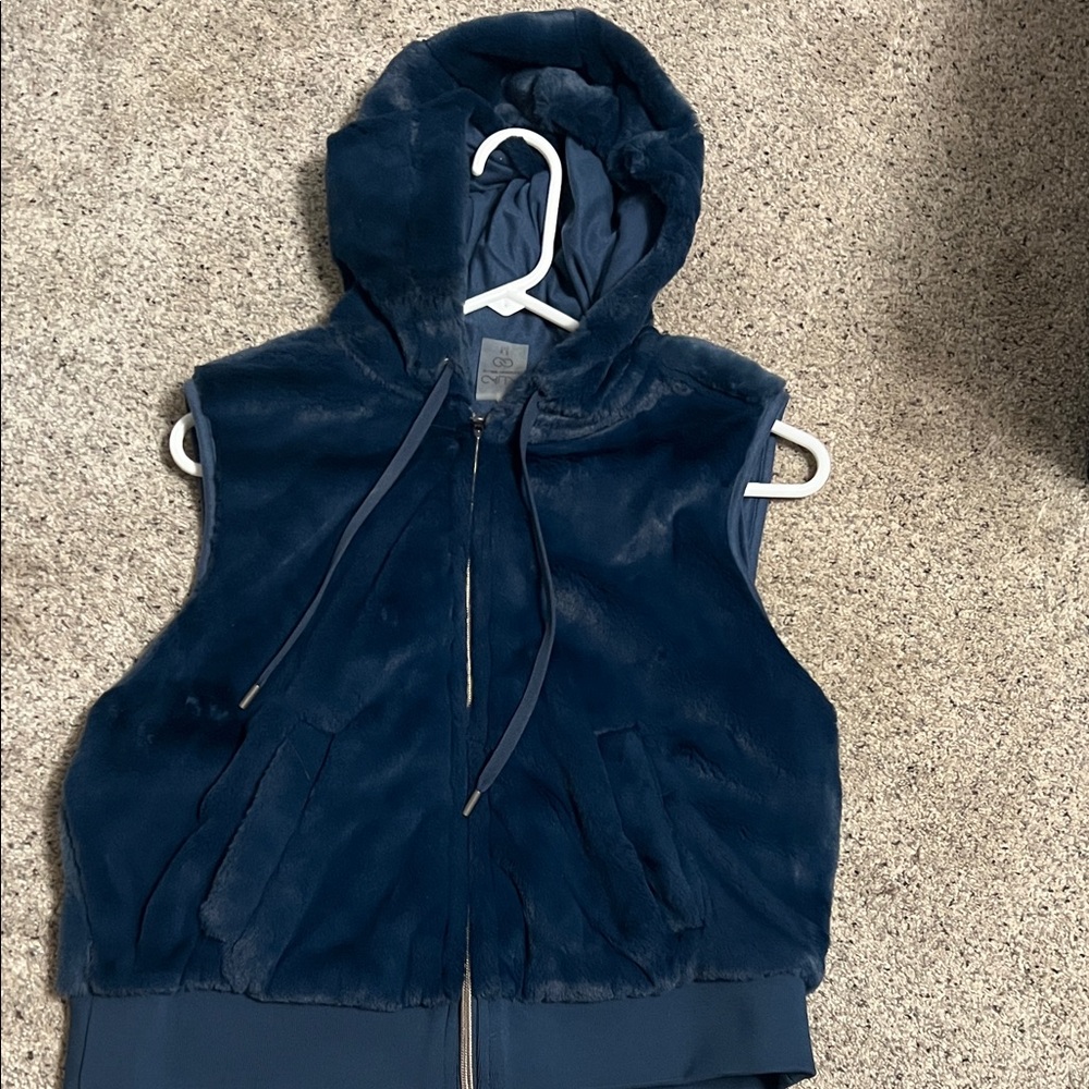 CALIA by Carrie Underwood Navy Blue Hooded Sweater Vest
